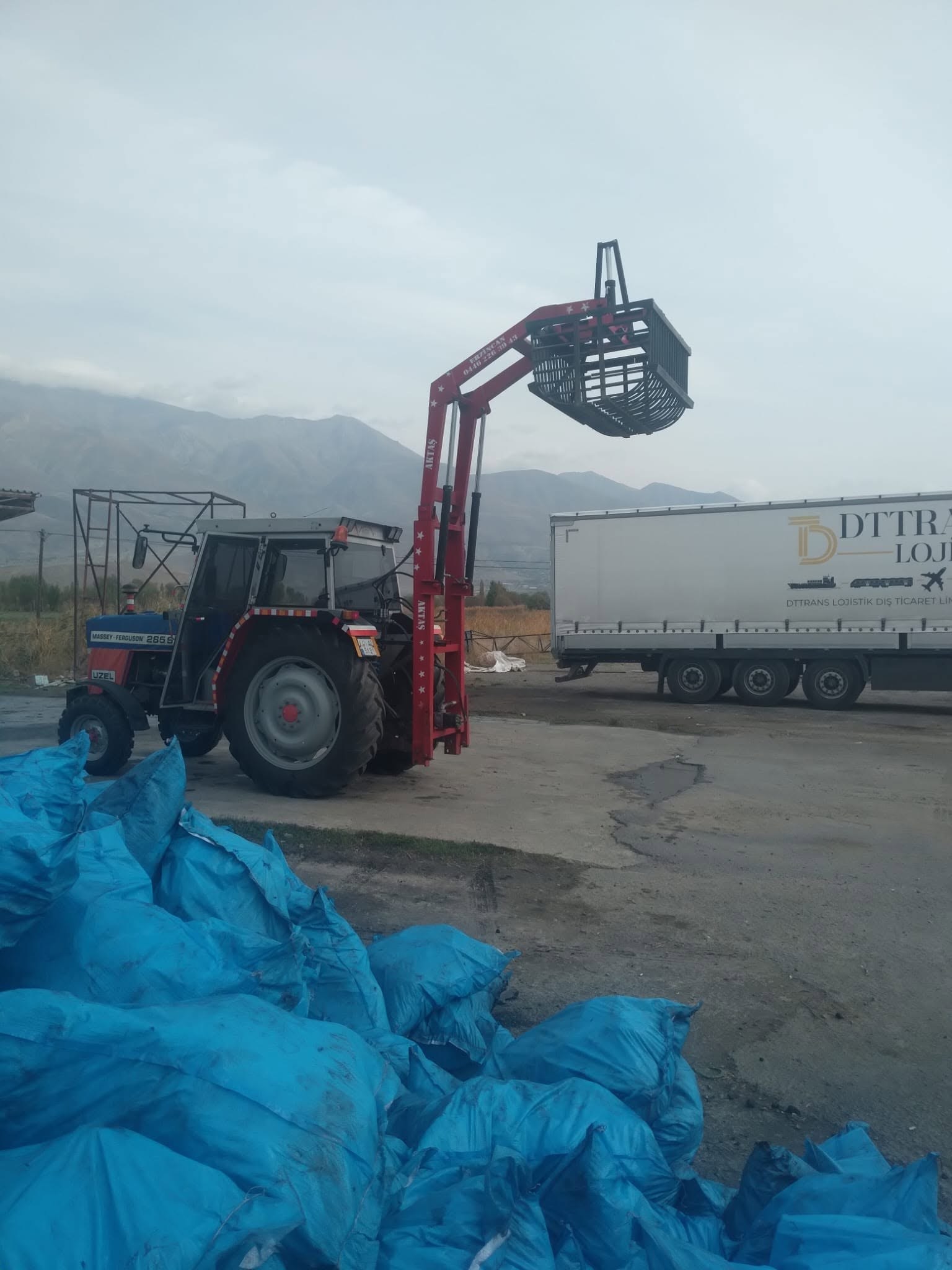 Akrom Tarım tarım makineleri ve römork üretimi fotoğrafı 0030