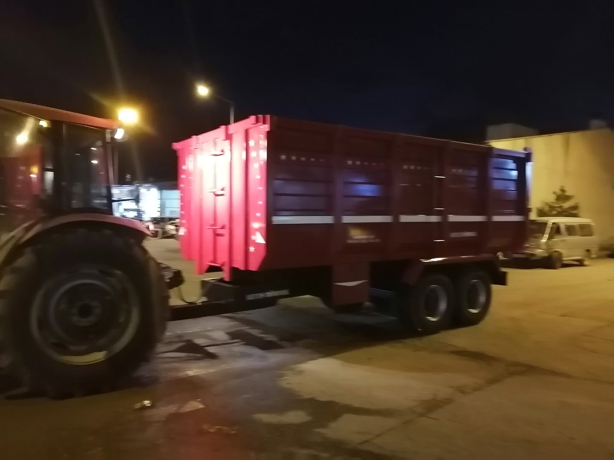Akrom Tarım tarım makineleri ve römork üretimi fotoğrafı 0262