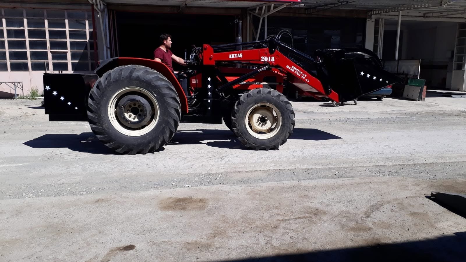 Akrom Tarım tarım makineleri ve römork üretimi fotoğrafı 0042